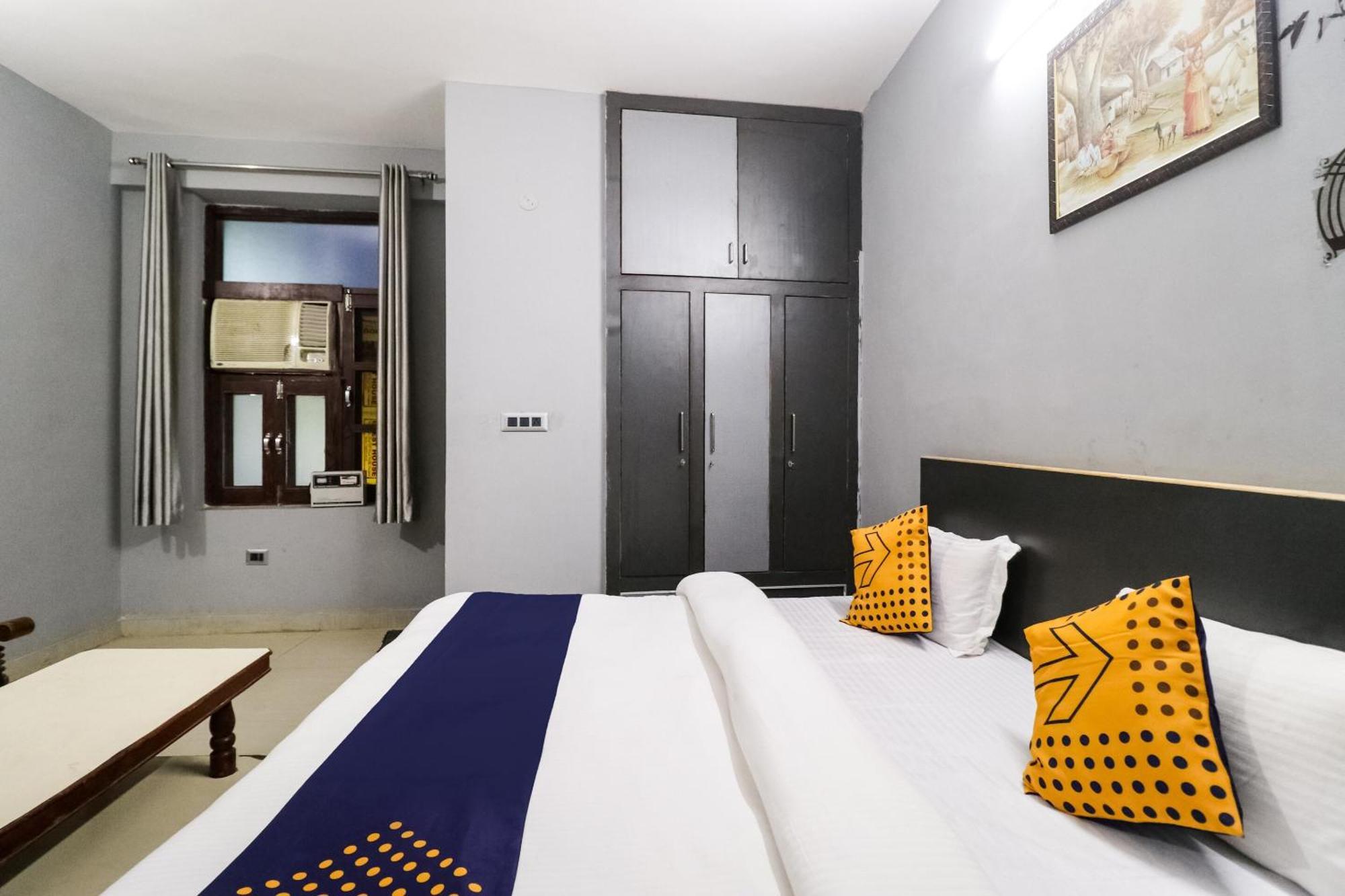 Hotel O Sunrise Guest House Gurgaon Bagian luar foto