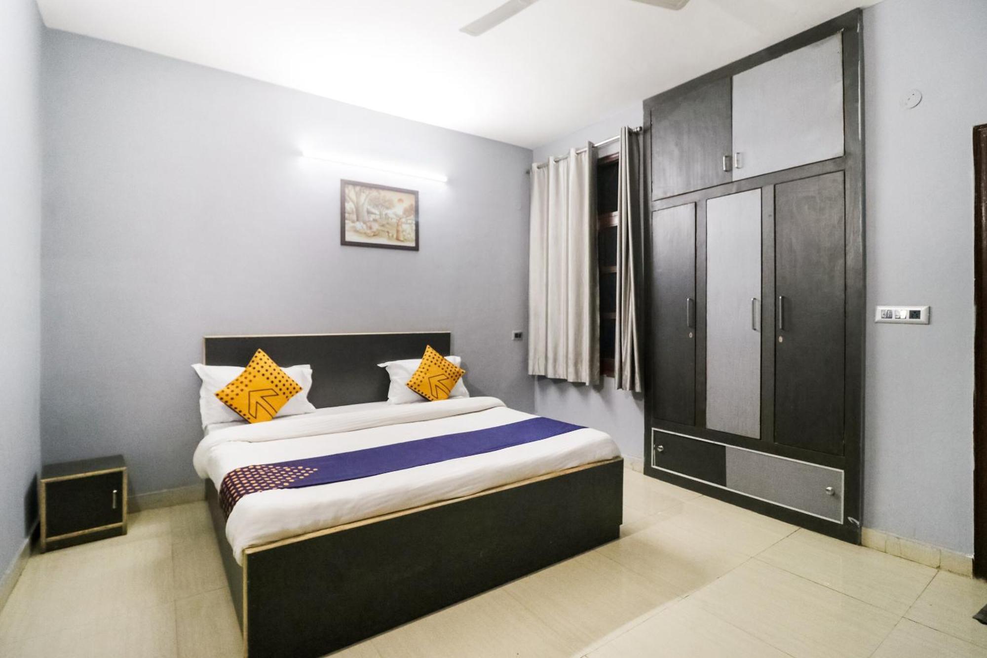 Hotel O Sunrise Guest House Gurgaon Bagian luar foto